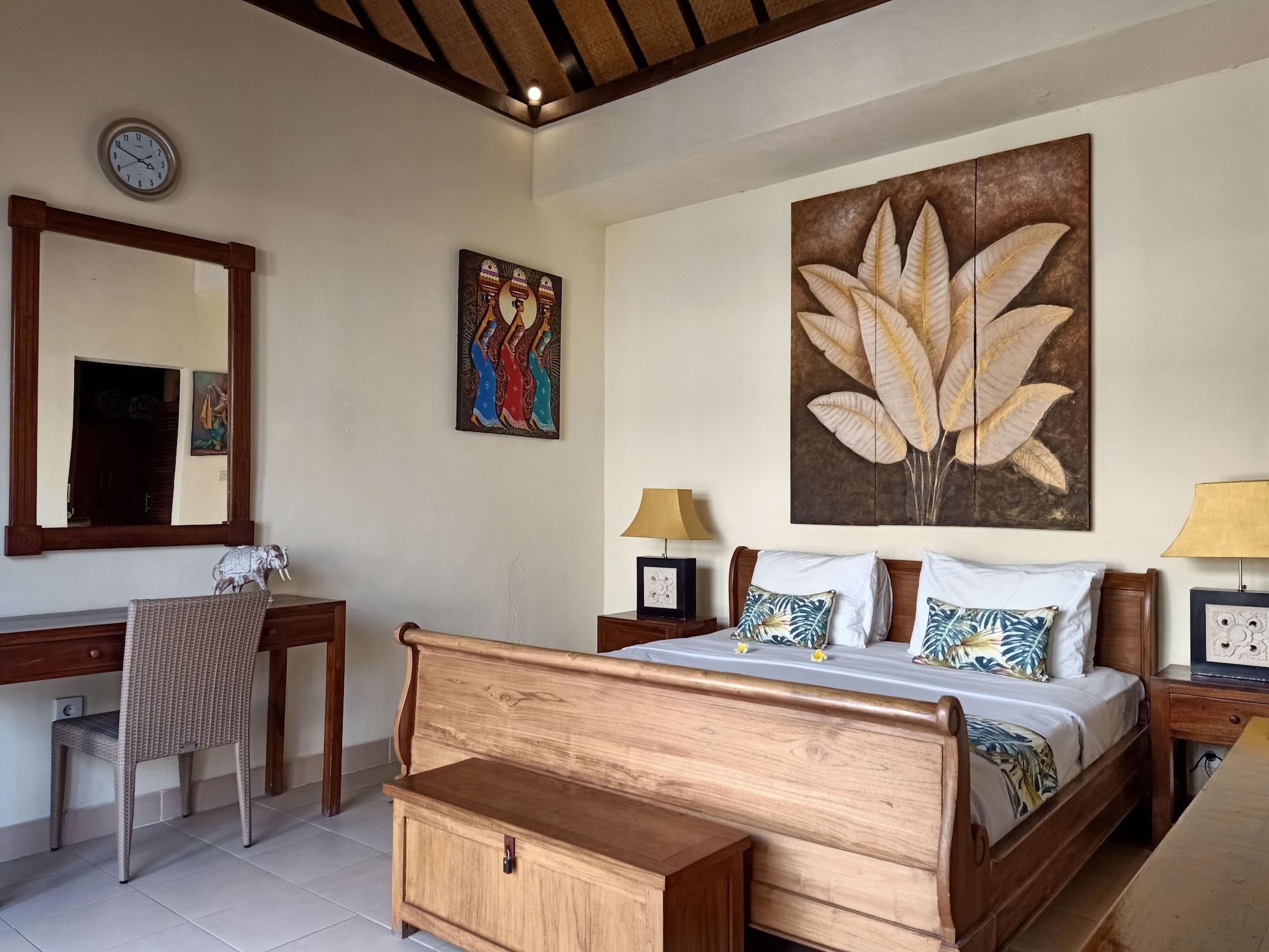 Medewi Bay Retreat Hotel Pulukan Exterior photo