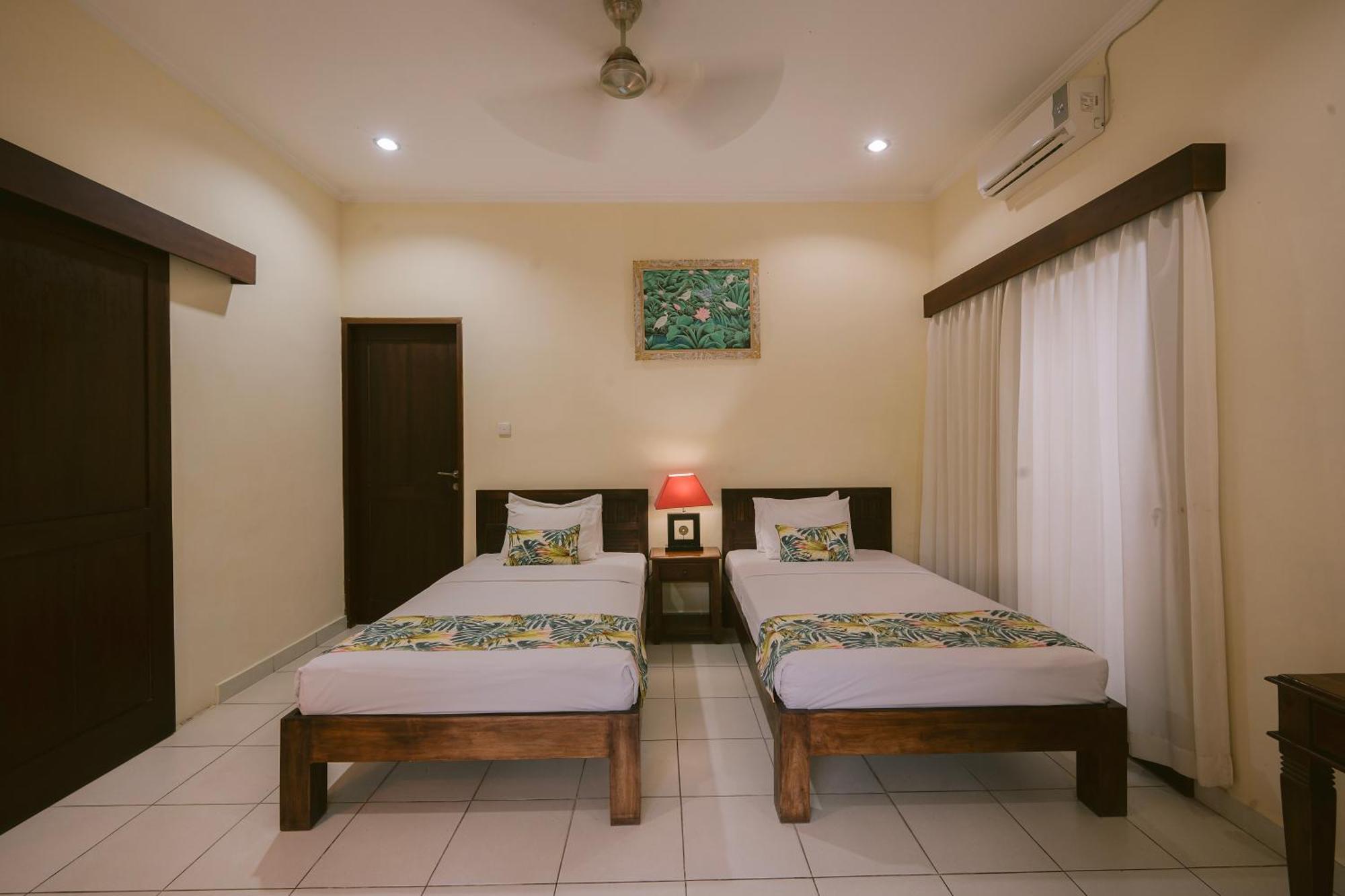 Medewi Bay Retreat Hotel Pulukan Room photo